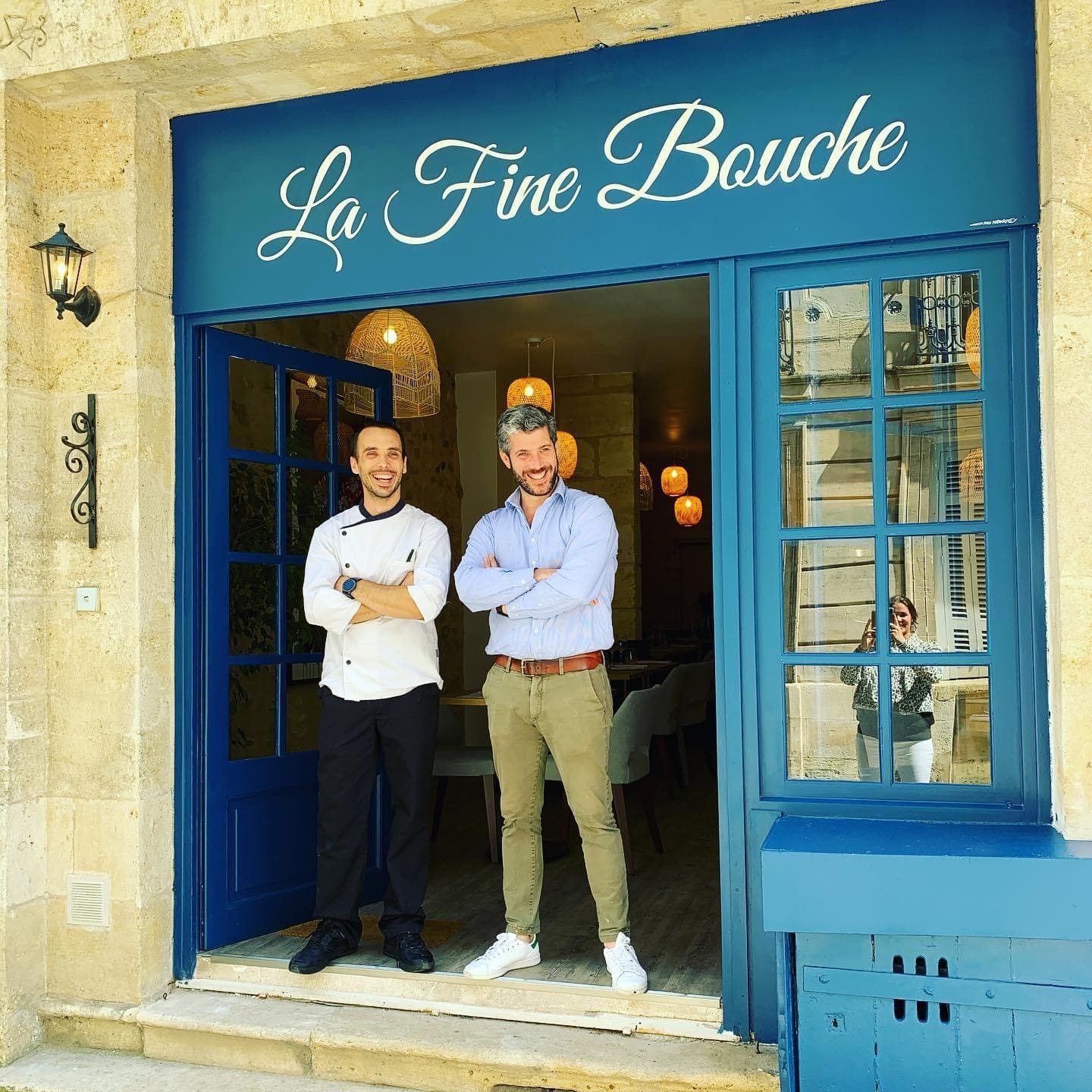 Exposition au restaurant La Fine Bouche - Bordeaux - Louise Groux - Artiste Peintre Exposition au restaurant La Fine Bouche - Bordeaux - Louise Groux - Artiste Peintre